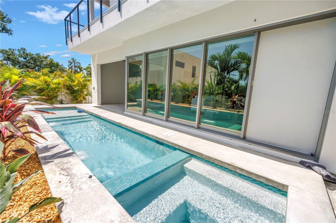 2314 Floyd Street, Sarasota, FL 34239 Photo
