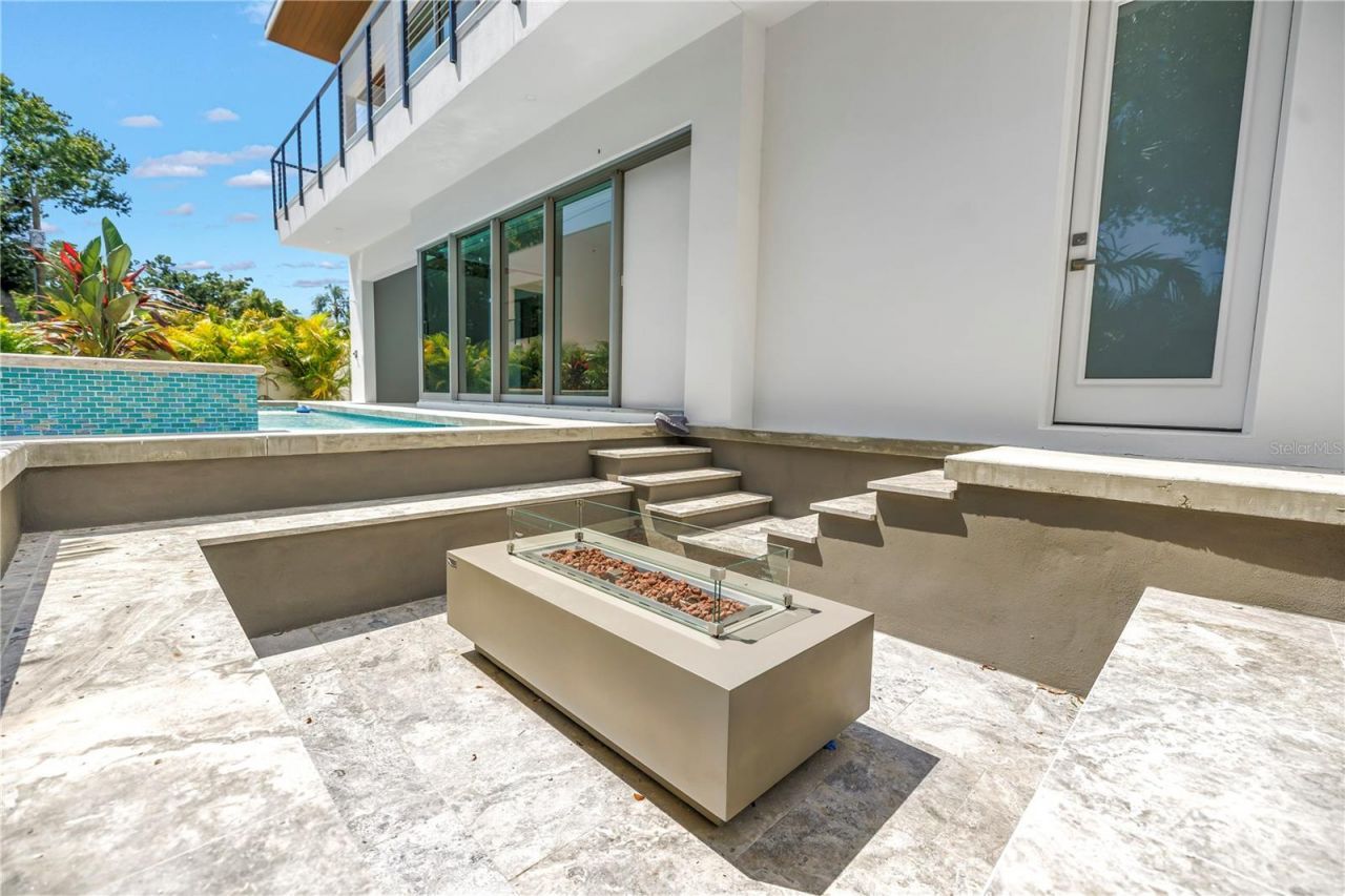 2314 Floyd Street, Sarasota, FL 34239 Photo