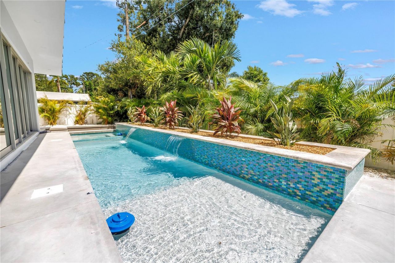 2314 Floyd Street, Sarasota, FL 34239 Photo