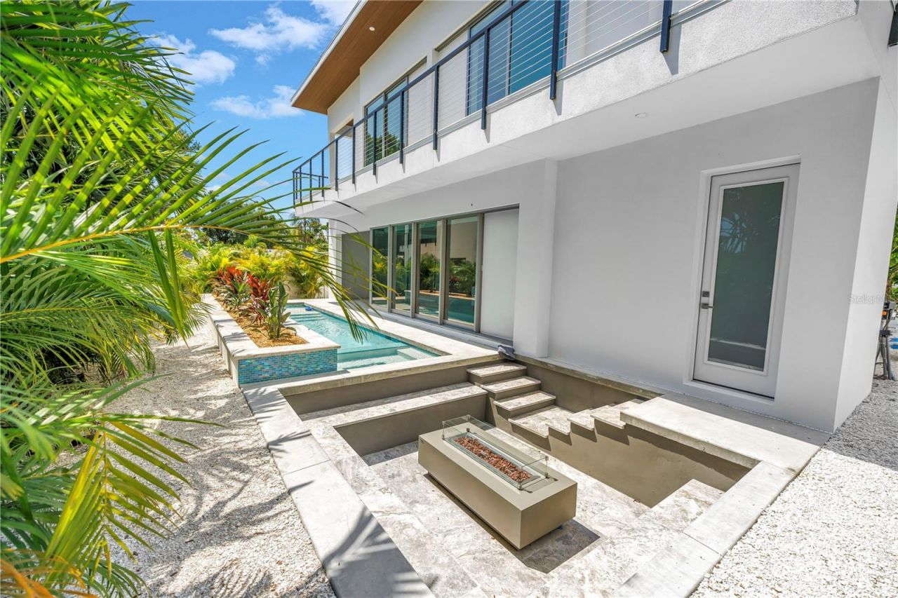 2314 Floyd Street, Sarasota, FL 34239 Photo