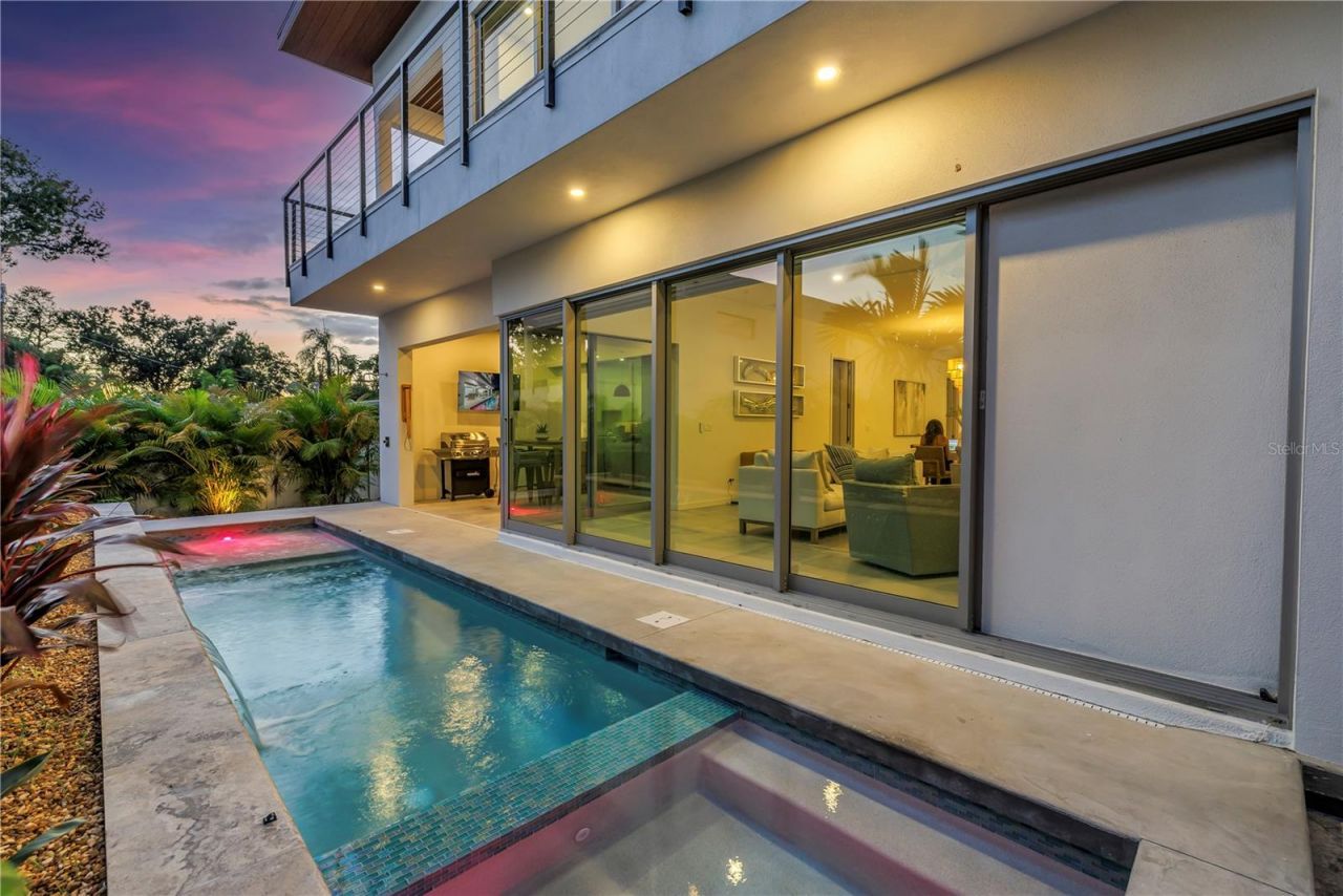 2314 Floyd Street, Sarasota, FL 34239 Photo