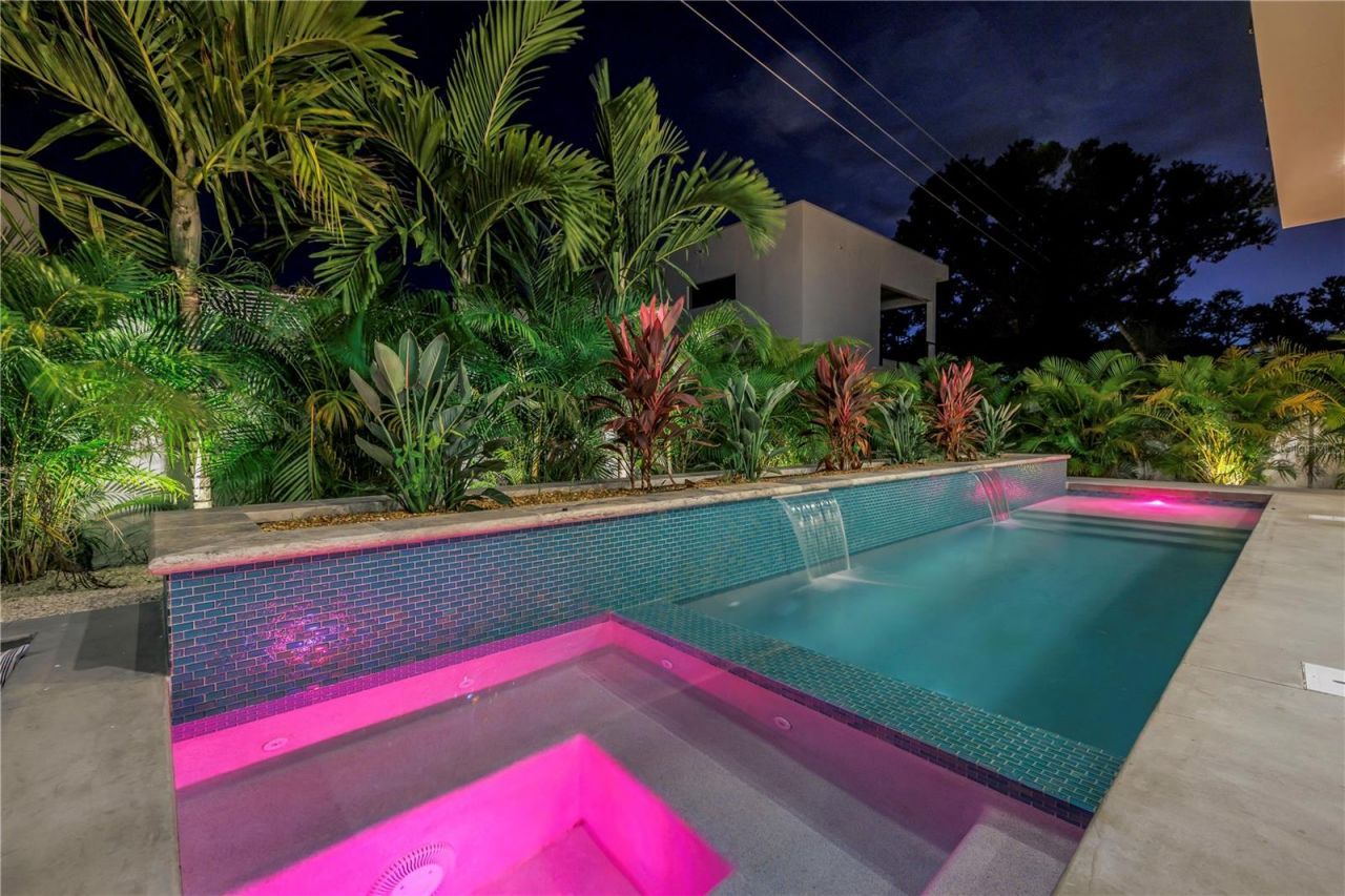 2314 Floyd Street, Sarasota, FL 34239 Photo