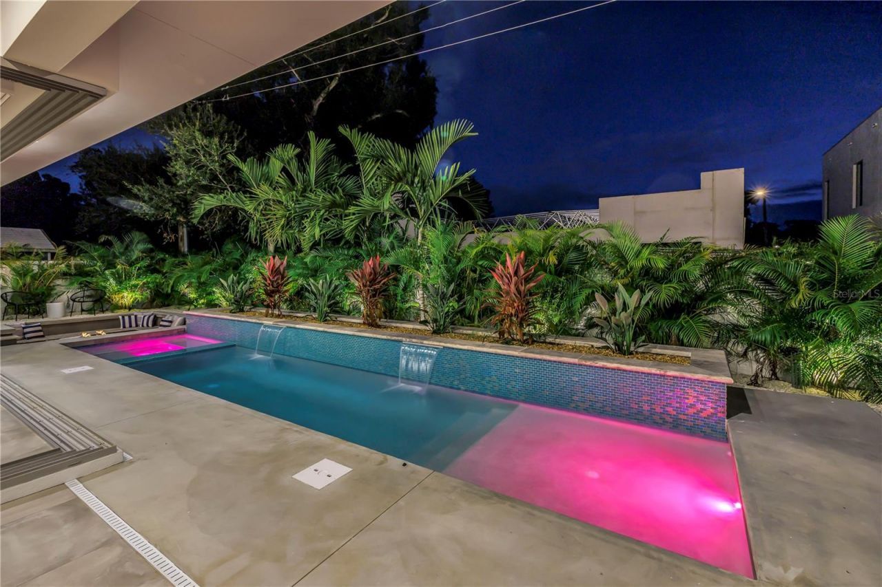 2314 Floyd Street, Sarasota, FL 34239 Photo