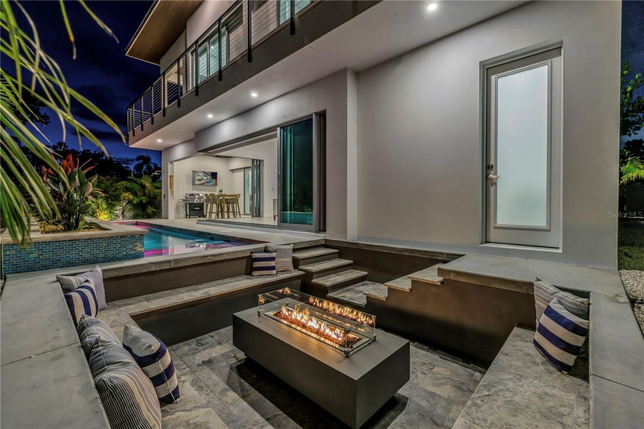 2314 Floyd Street, Sarasota, FL 34239 Photo