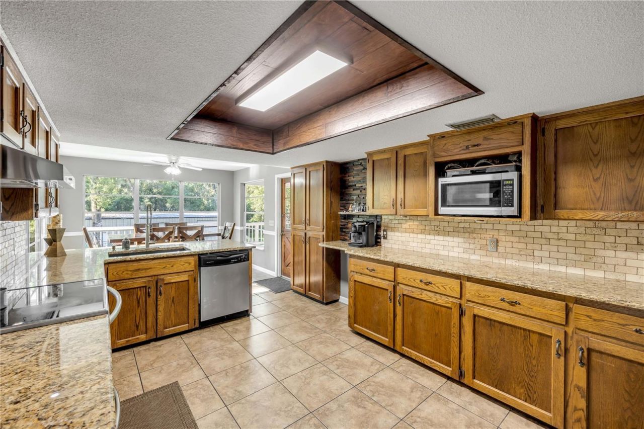 1080 E French Avenue, Orange City, FL 32763 Photo