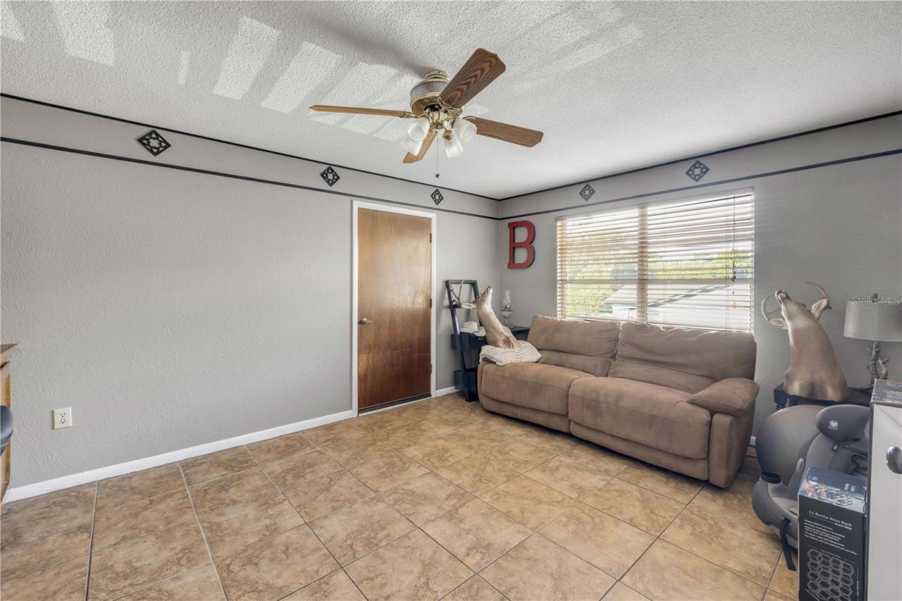 1080 E French Avenue, Orange City, FL 32763 Photo