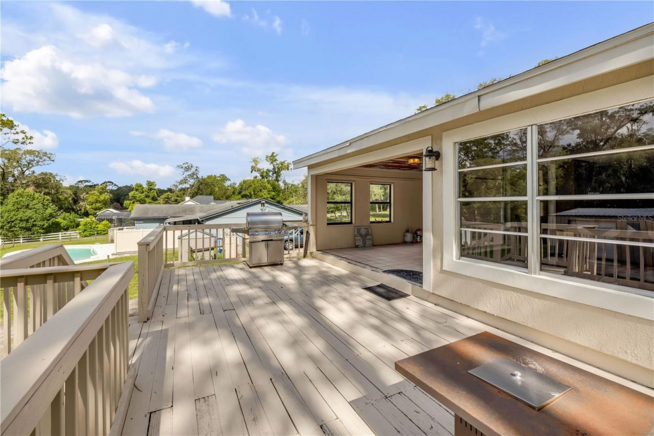 1080 E French Avenue, Orange City, FL 32763 Photo