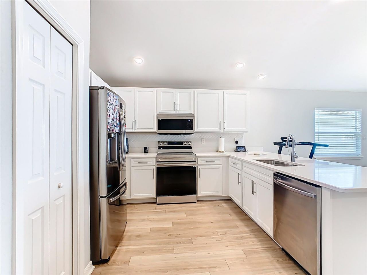 1060 Cascade Drive, Davenport, FL 33837 Photo