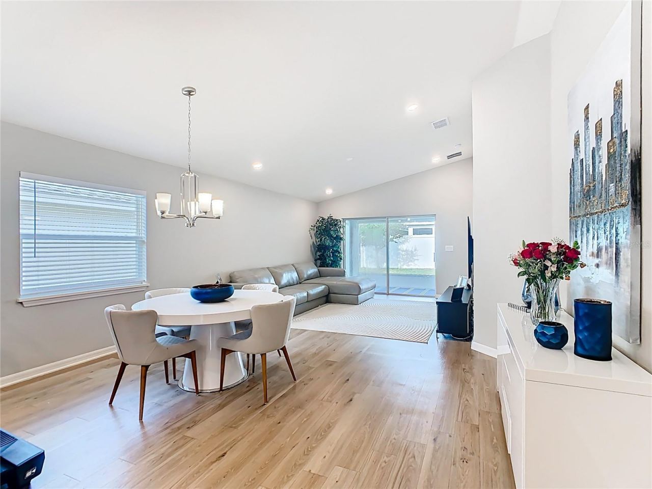 1060 Cascade Drive, Davenport, FL 33837 Photo