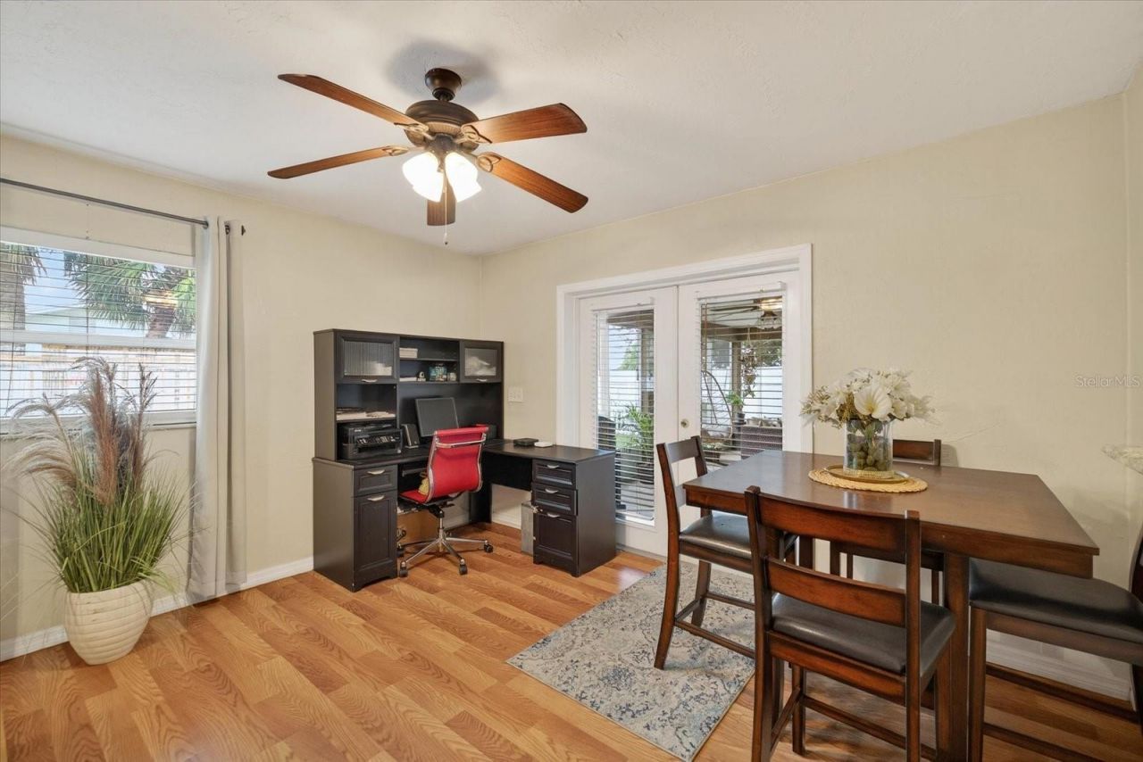 420 Lewis Boulevard Se, Saint Petersburg, FL 33705 Photo