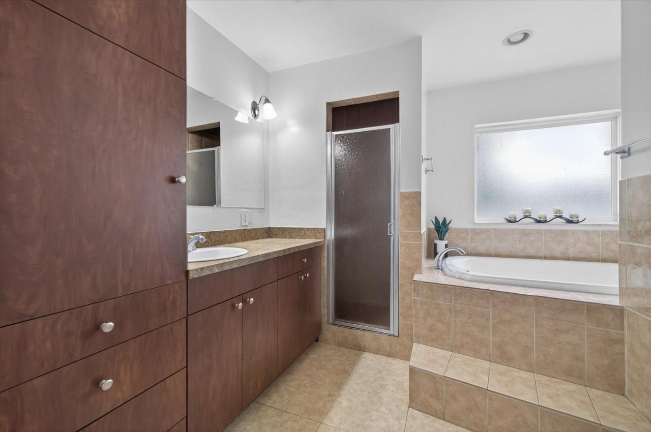 420 Lewis Boulevard Se, Saint Petersburg, FL 33705 Photo