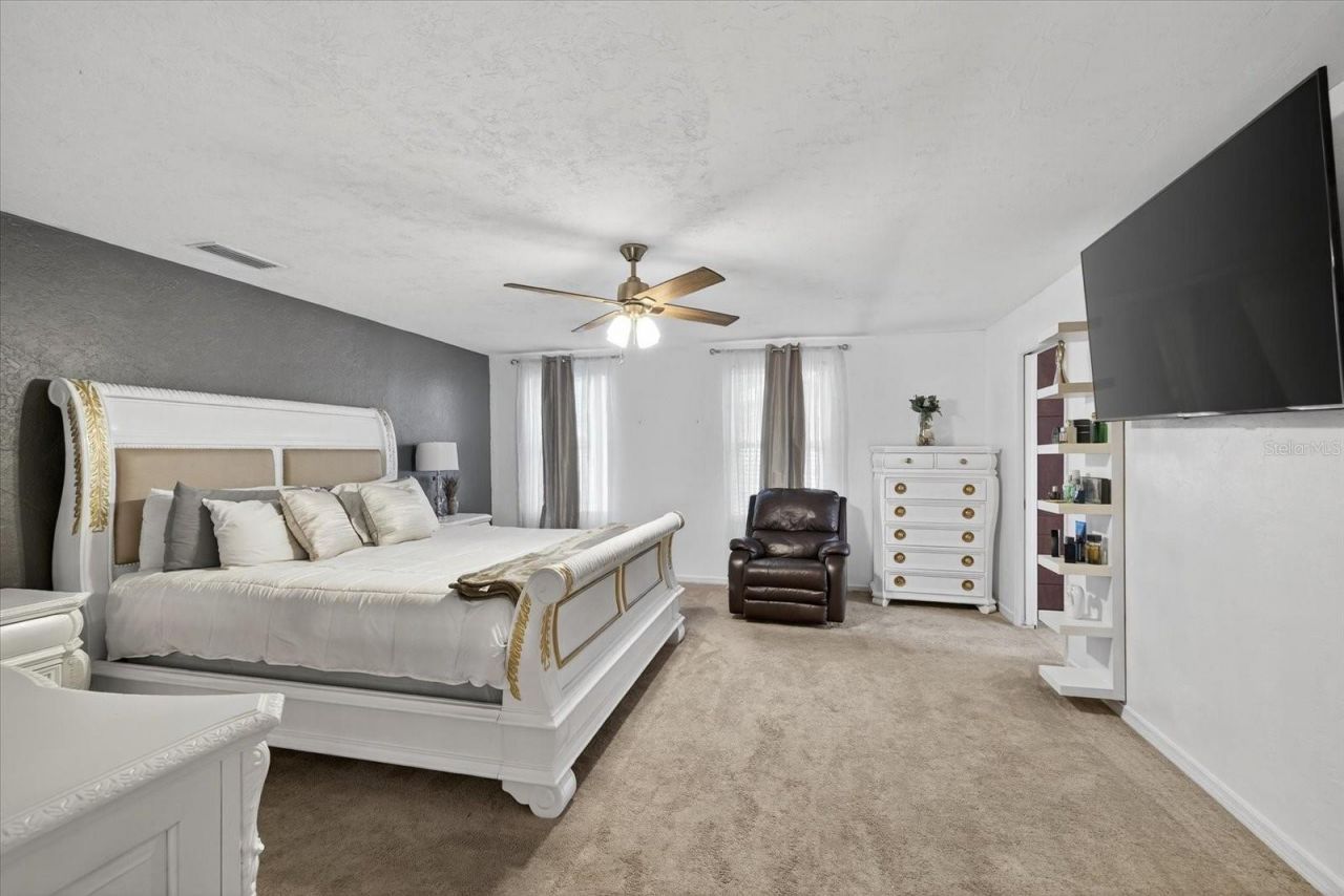 420 Lewis Boulevard Se, Saint Petersburg, FL 33705 Photo