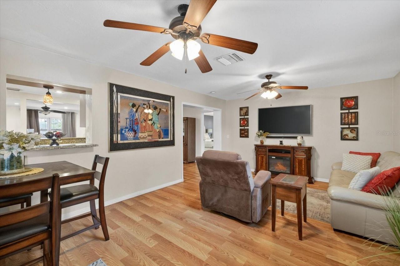 420 Lewis Boulevard Se, Saint Petersburg, FL 33705 Photo