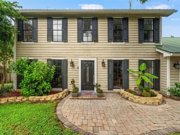 16502 E COURSE DRIVE, TAMPA, FL 33624