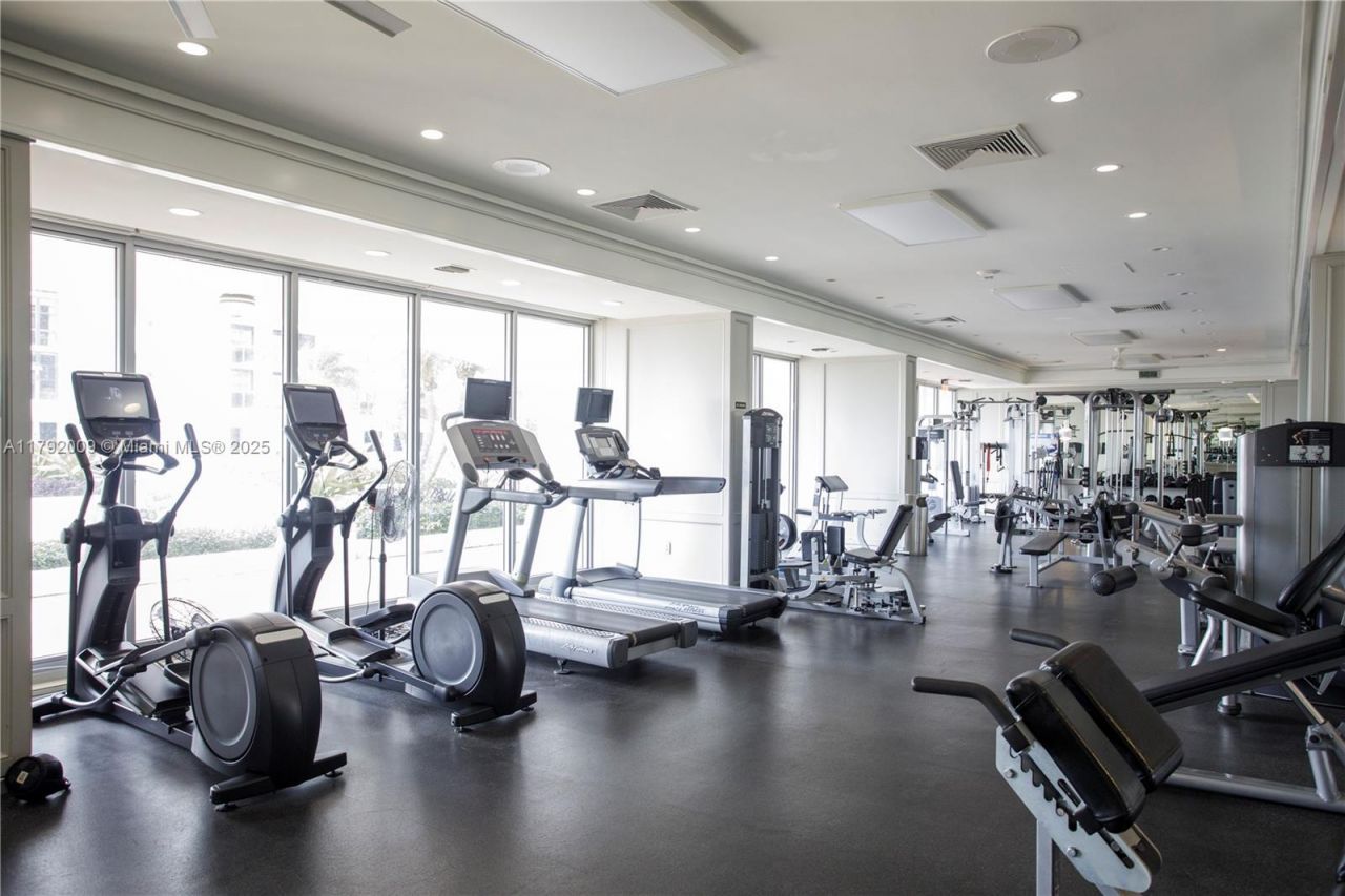 11 Island Ave, Unit 407, Miami Beach, FL 33139 Photo