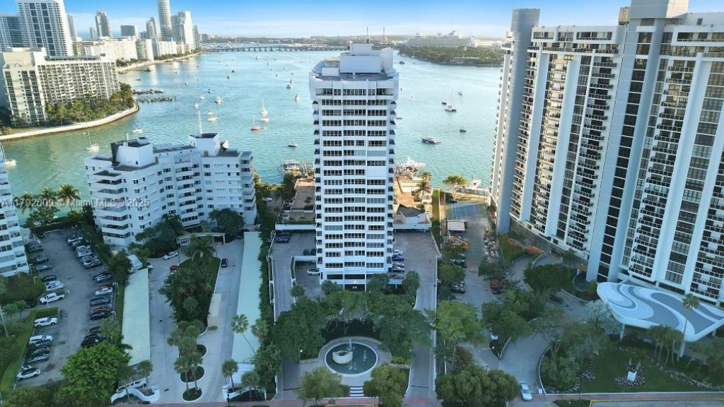 11 Island Ave, Unit 407, Miami Beach, FL 33139 Photo