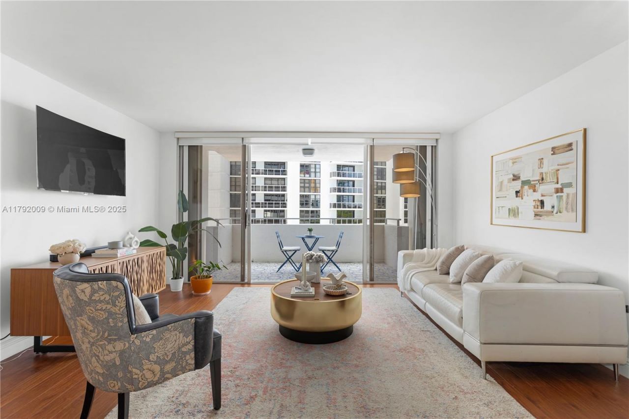 11 Island Ave, Unit 407, Miami Beach, FL 33139 Photo