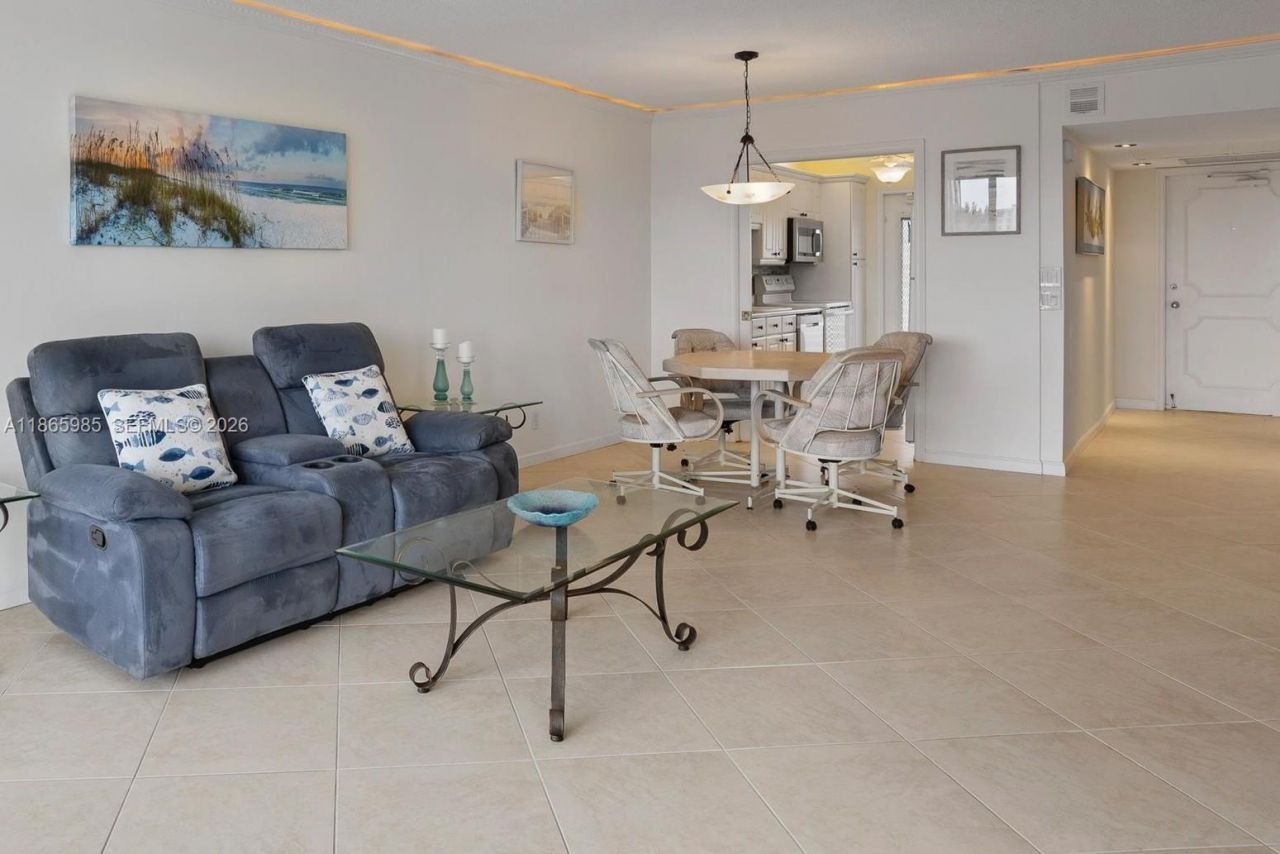 3150 N Course Ln, Unit 402, Pompano Beach, FL 33069 Photo