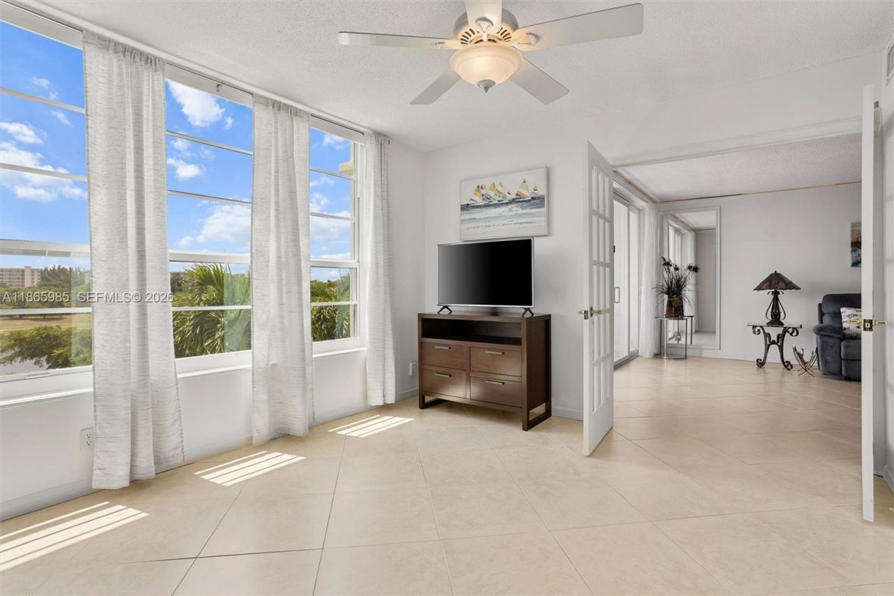 3150 N Course Ln, Unit 402, Pompano Beach, FL 33069 Photo