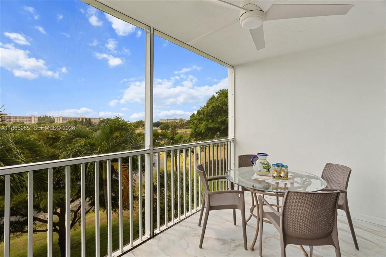 3150 N Course Ln, Unit 402, Pompano Beach, FL 33069 Photo