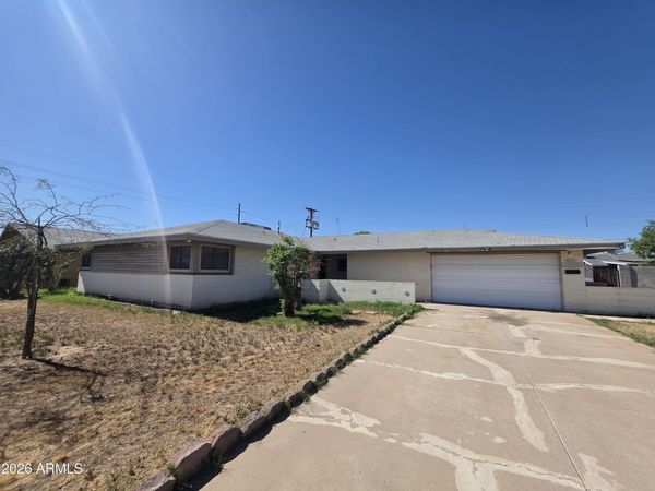 5010 N 60TH Drive, Glendale, AZ 85301
