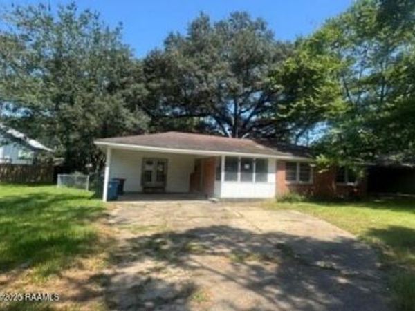 109 Plaquemine Road, Lafayette, LA 70501