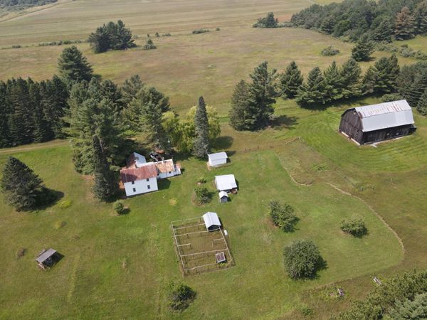 2838 W Trask Lake Rd, Barton City, MI 48705