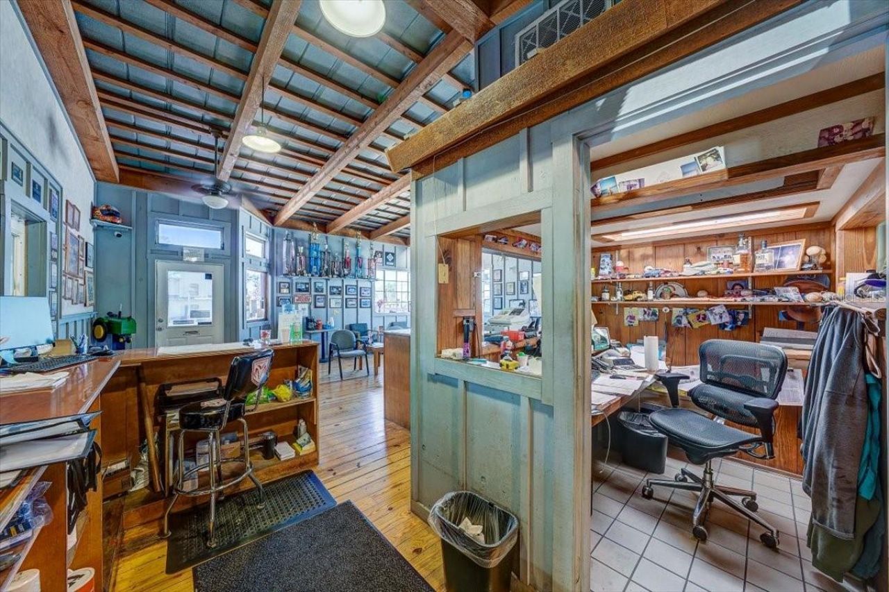 1010 Alt 19, Palm Harbor, FL 34683 Photo