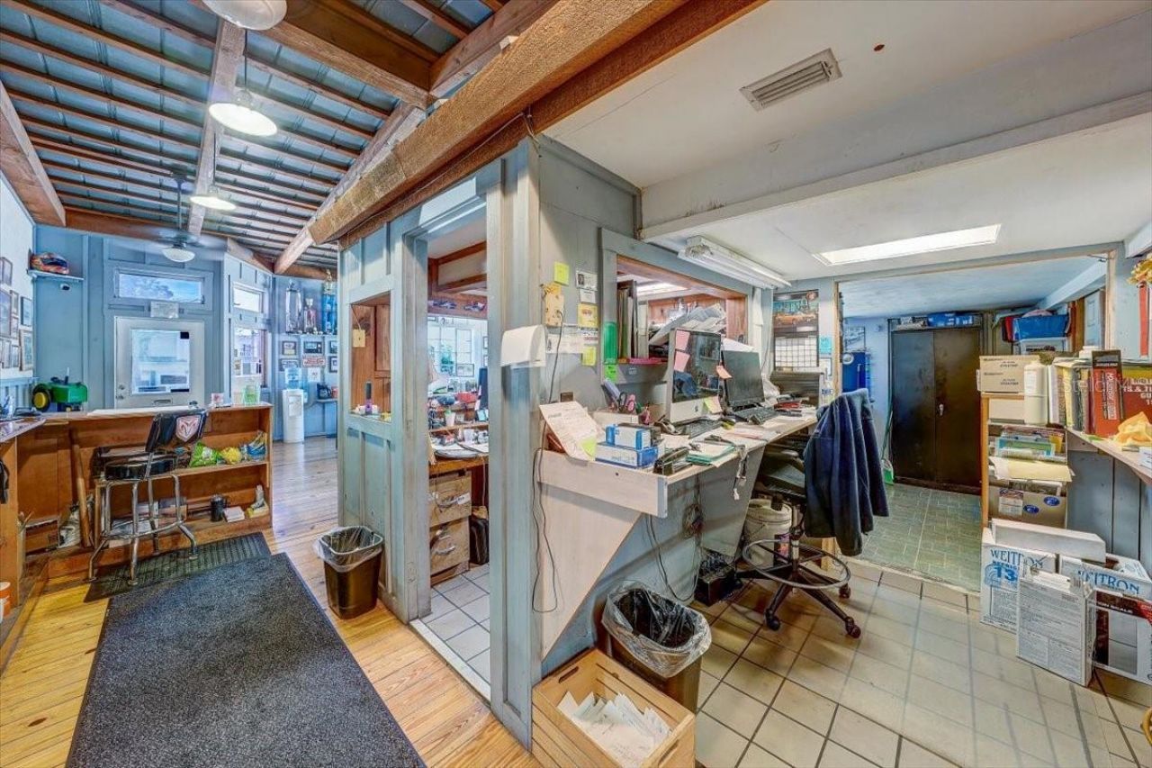 1010 Alt 19, Palm Harbor, FL 34683 Photo