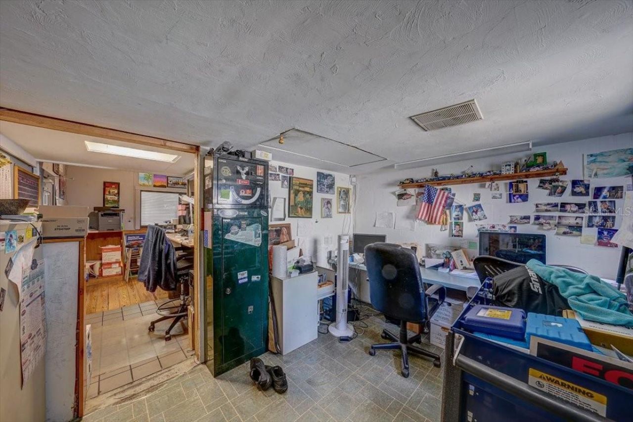 1010 Alt 19, Palm Harbor, FL 34683 Photo