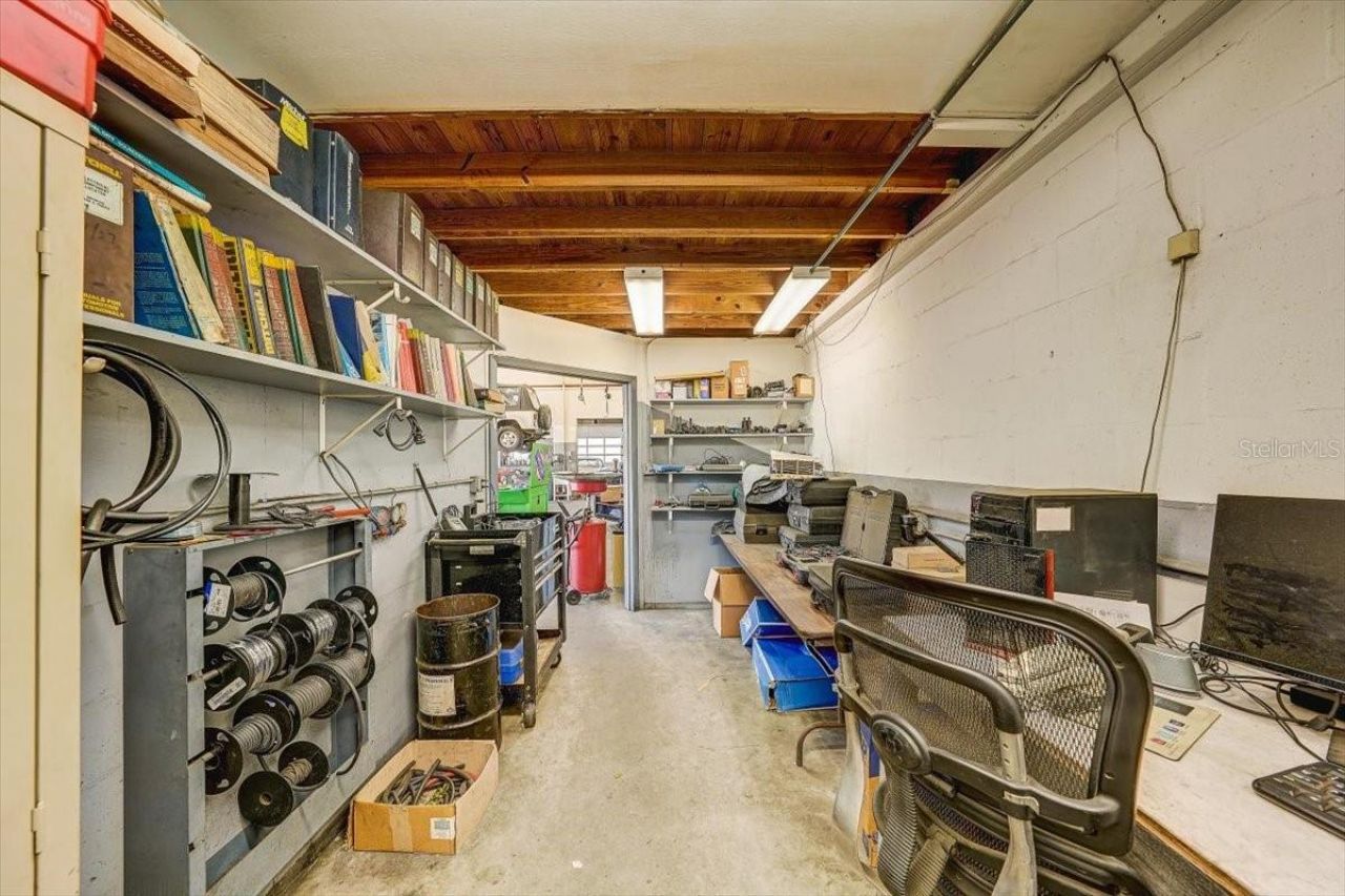 1010 Alt 19, Palm Harbor, FL 34683 Photo