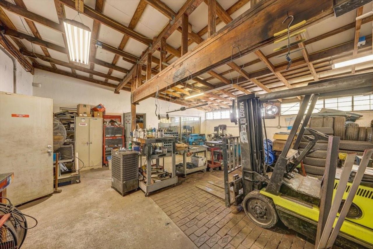 1010 Alt 19, Palm Harbor, FL 34683 Photo