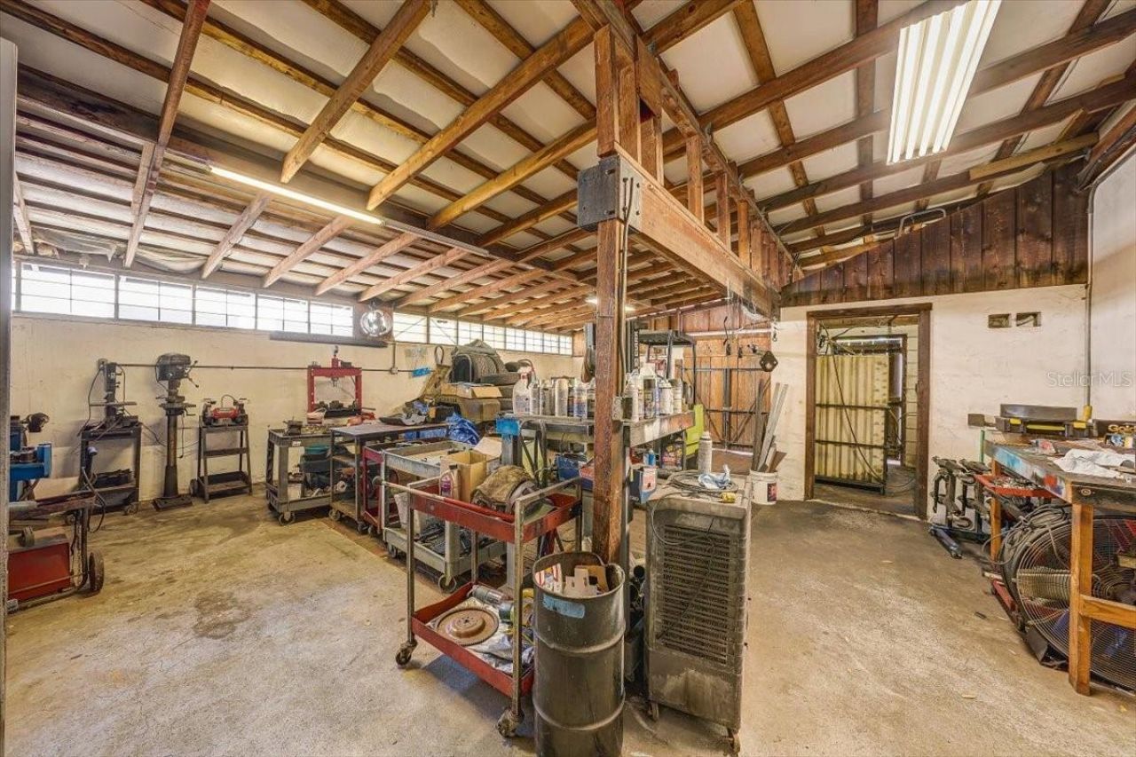 1010 Alt 19, Palm Harbor, FL 34683 Photo