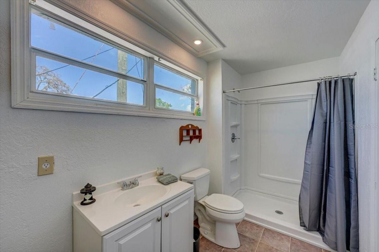 1010 Alt 19, Palm Harbor, FL 34683 Photo