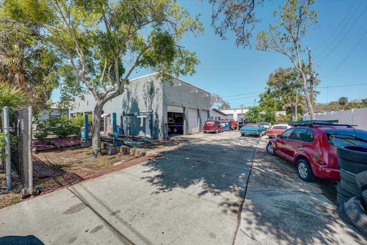 1010 Alt 19, Palm Harbor, FL 34683 Photo