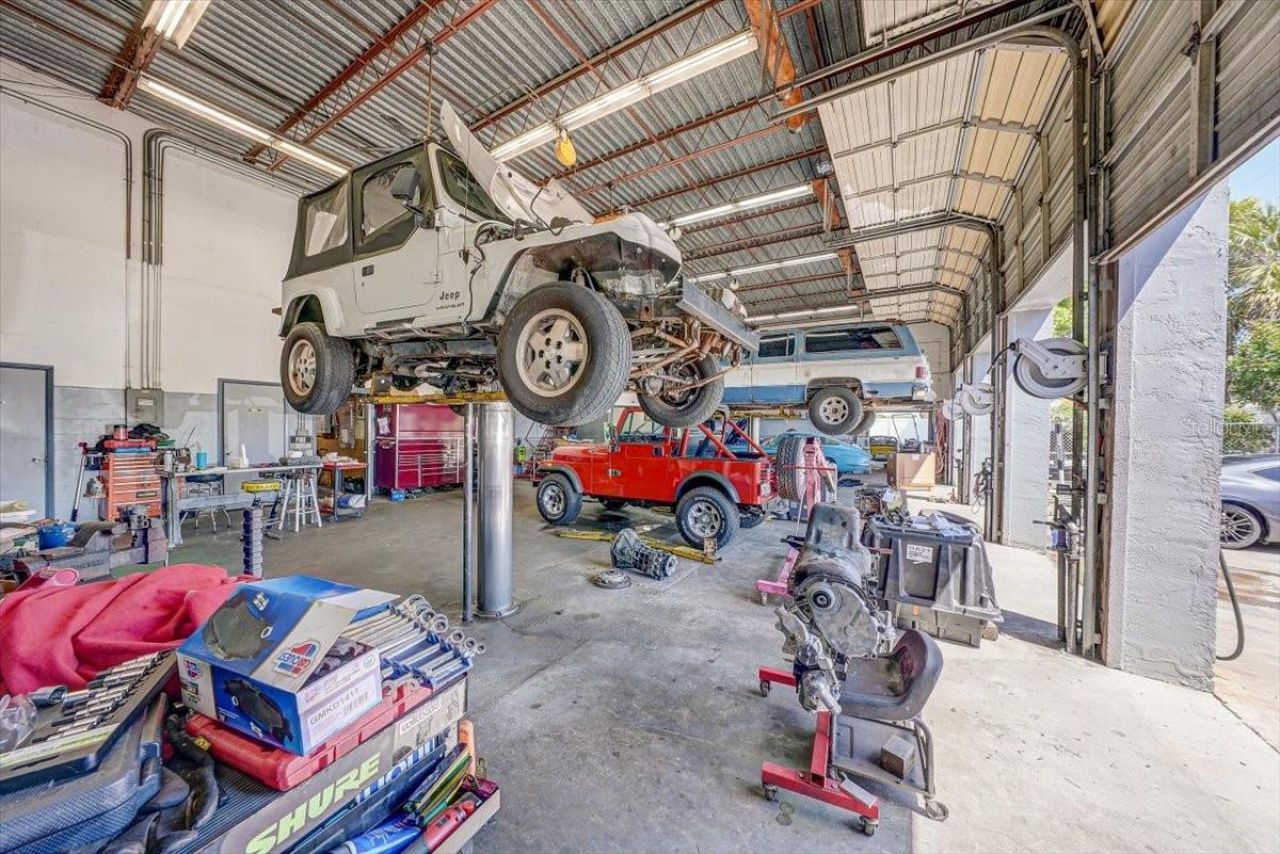 1010 Alt 19, Palm Harbor, FL 34683 Photo