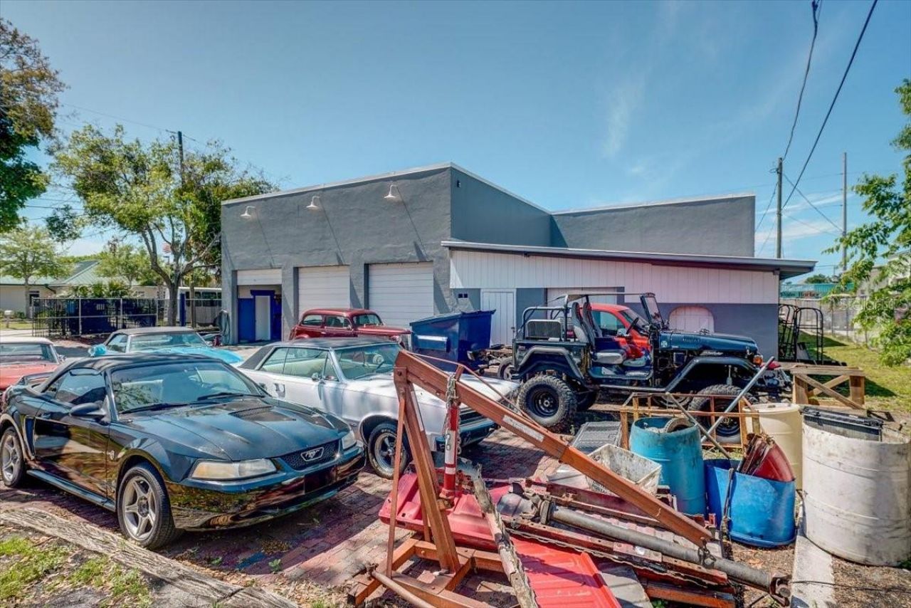 1010 Alt 19, Palm Harbor, FL 34683 Photo