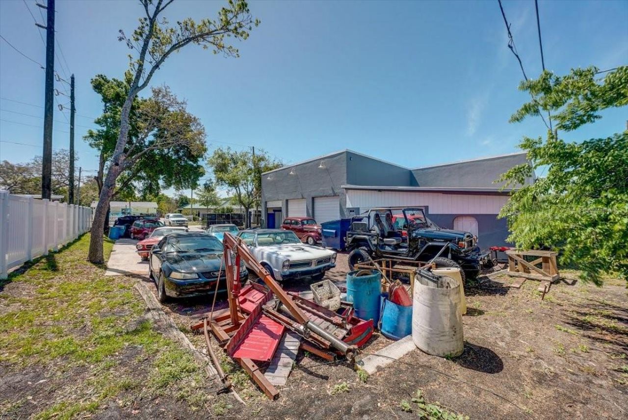 1010 Alt 19, Palm Harbor, FL 34683 Photo