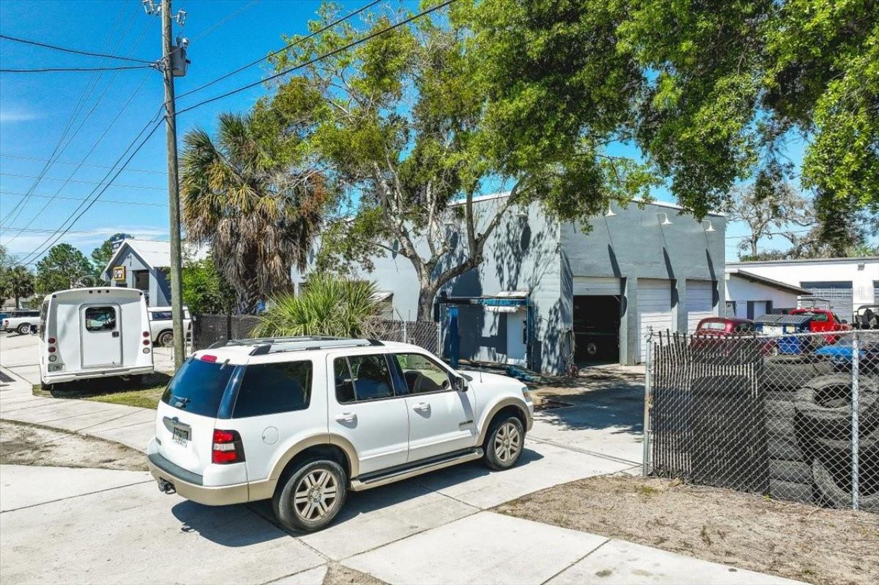 1010 Alt 19, Palm Harbor, FL 34683 Photo