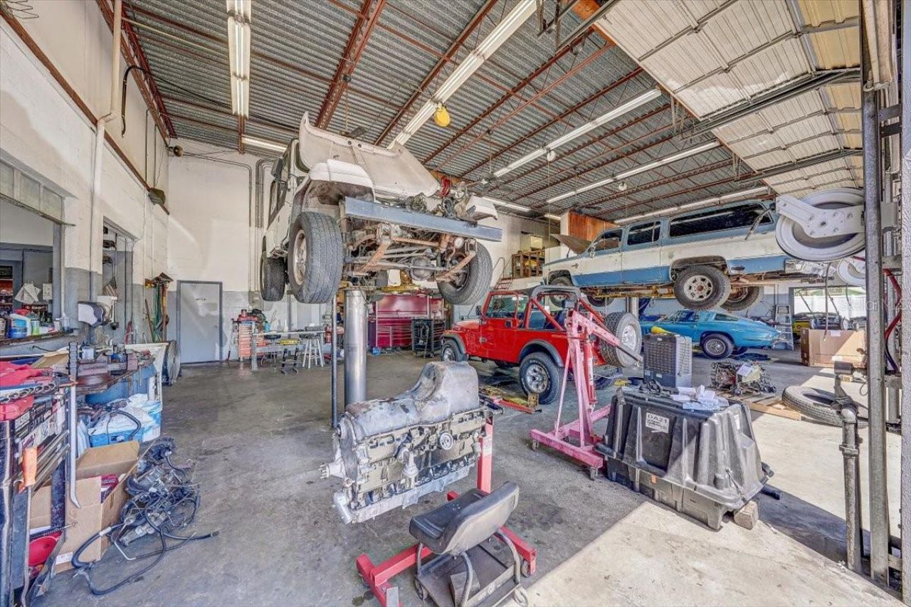 1010 Alt 19, Palm Harbor, FL 34683 Photo