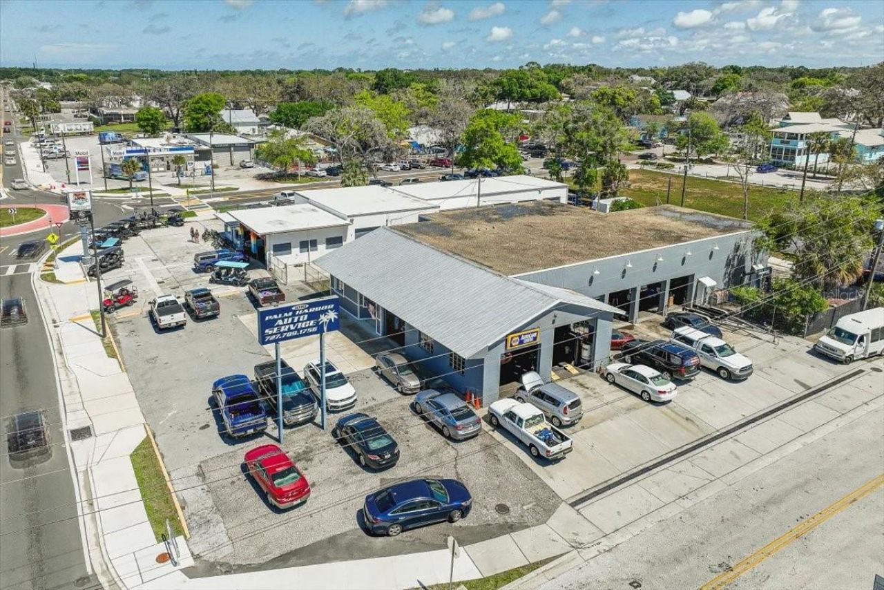 1010 Alt 19, Palm Harbor, FL 34683 Photo