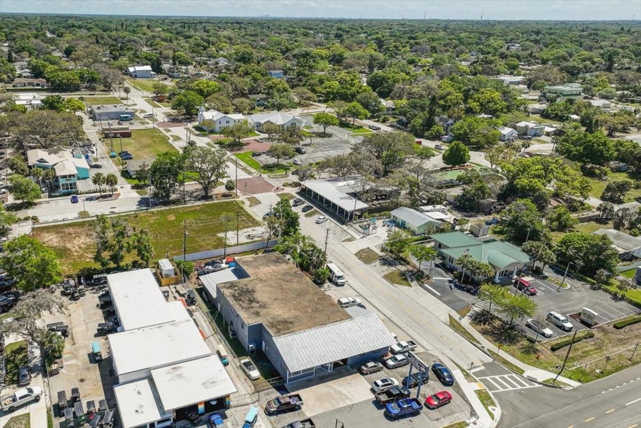 1010 Alt 19, Palm Harbor, FL 34683 Photo