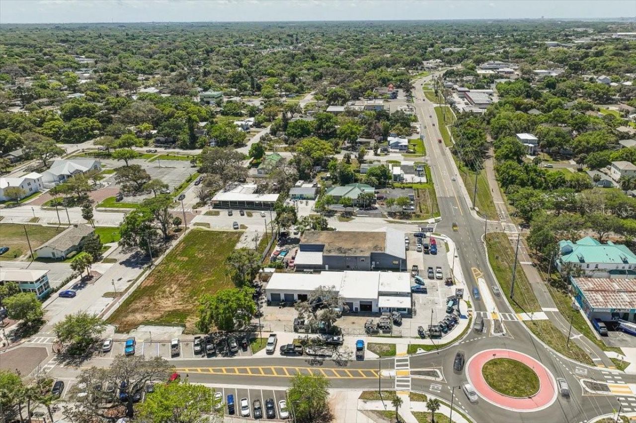 1010 Alt 19, Palm Harbor, FL 34683 Photo