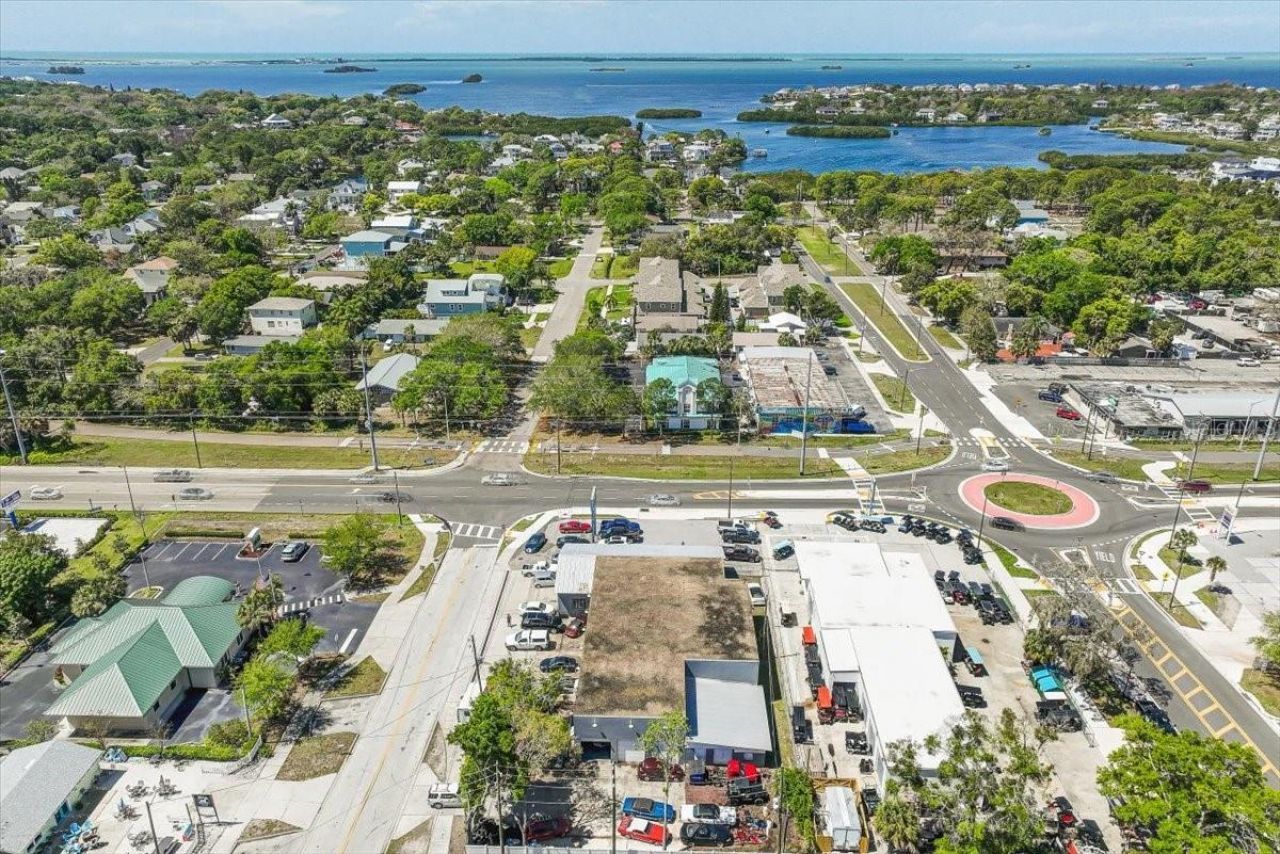 1010 Alt 19, Palm Harbor, FL 34683 Photo