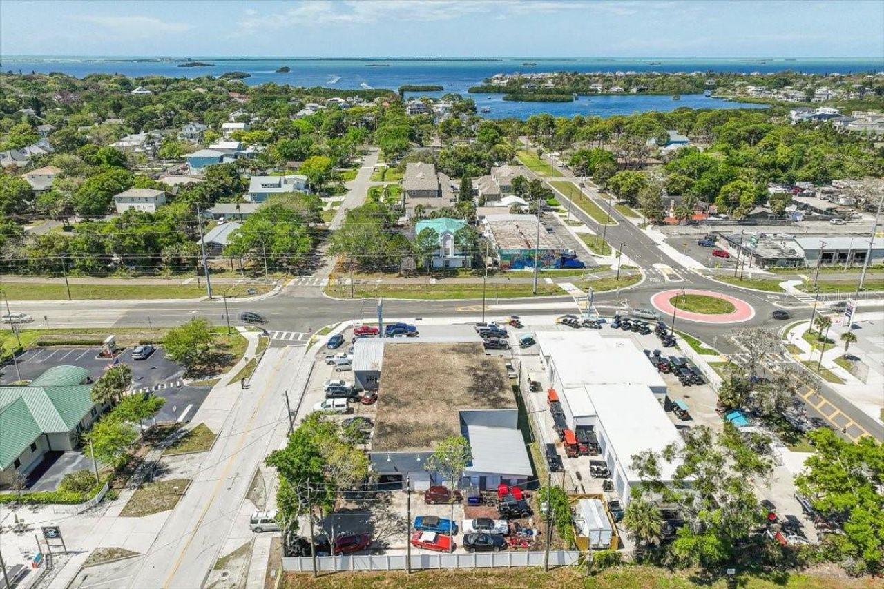 1010 Alt 19, Palm Harbor, FL 34683 Photo