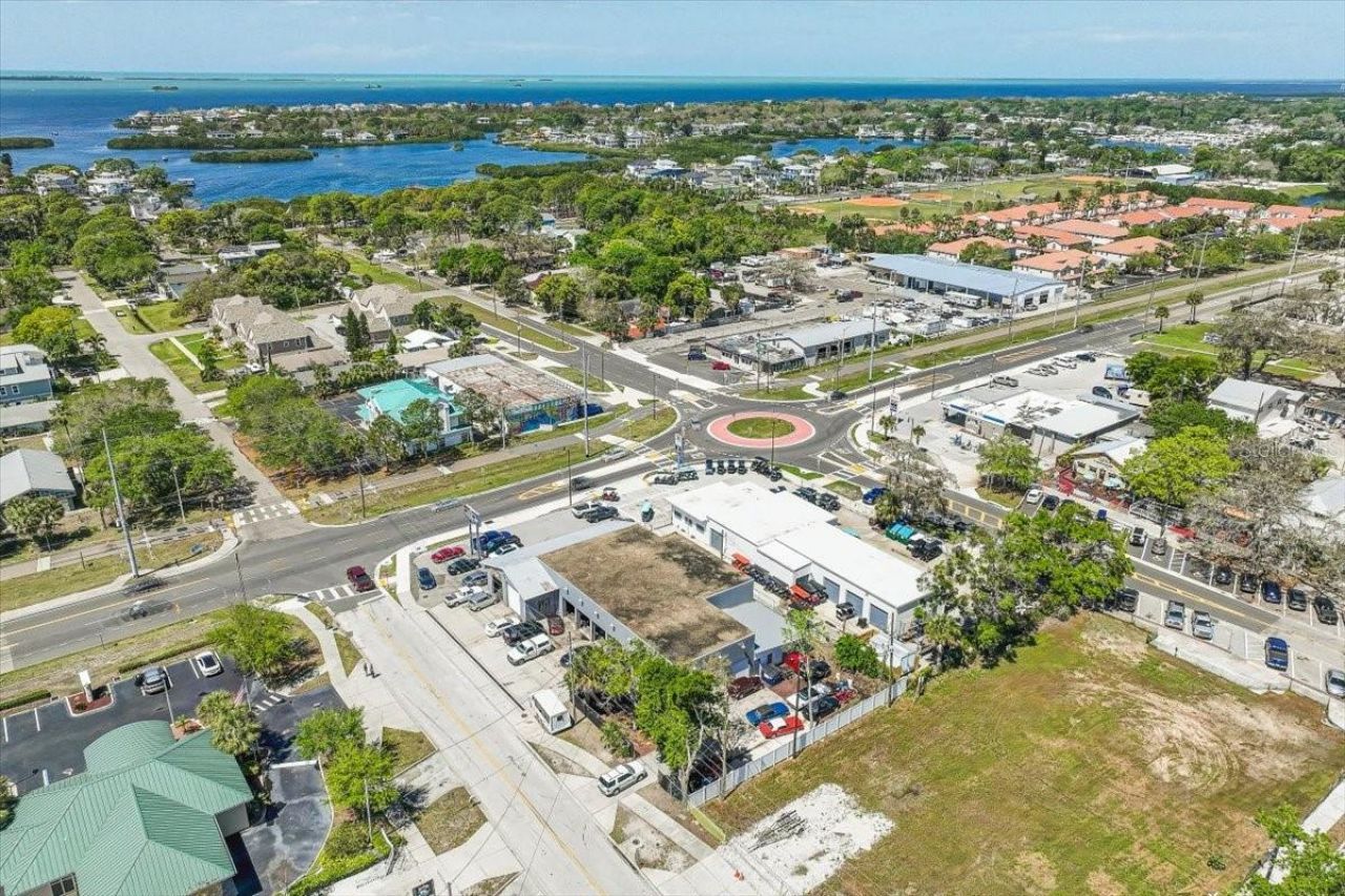 1010 Alt 19, Palm Harbor, FL 34683 Photo