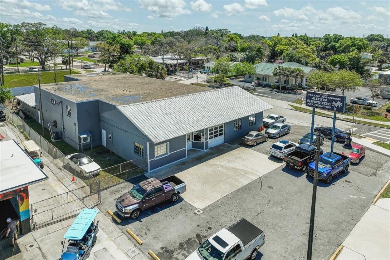 1010 Alt 19, Palm Harbor, FL 34683 Photo