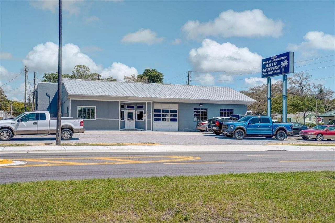 1010 Alt 19, Palm Harbor, FL 34683 Photo