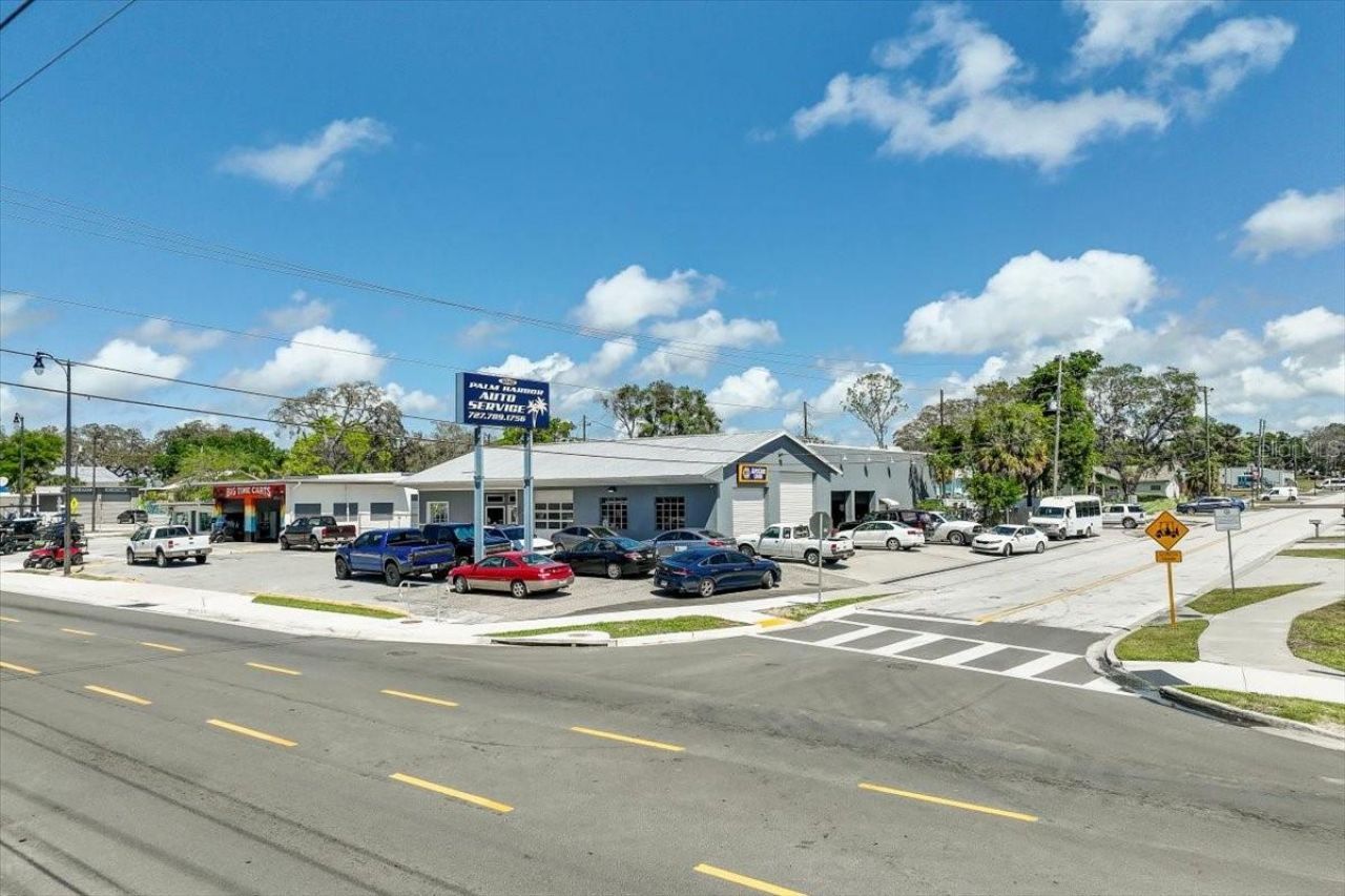 1010 Alt 19, Palm Harbor, FL 34683 Photo