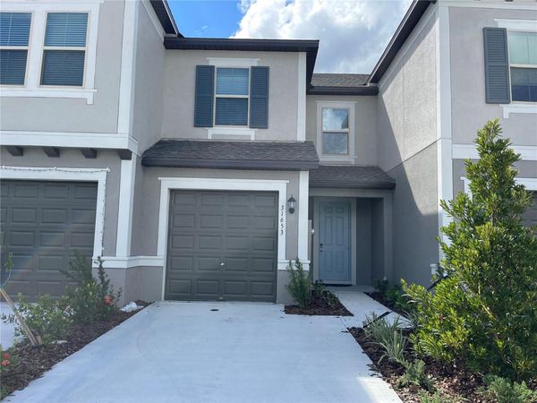 31653 BLUE PASSING LOOP, WESLEY CHAPEL, FL 33545